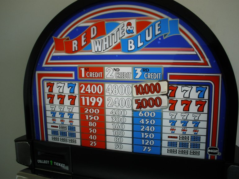 red white & blue igt slot machine