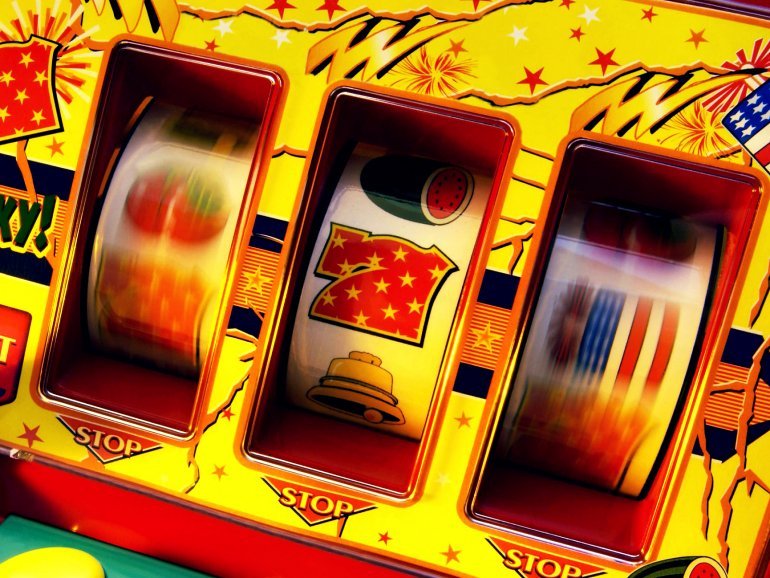 3-reel pokie machine